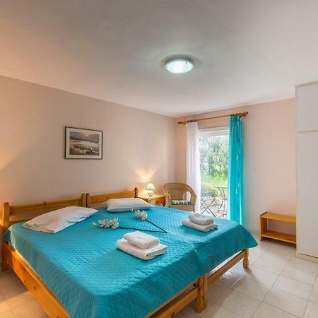 Ormos Drepanou Apartments Lygia  Bagian luar foto