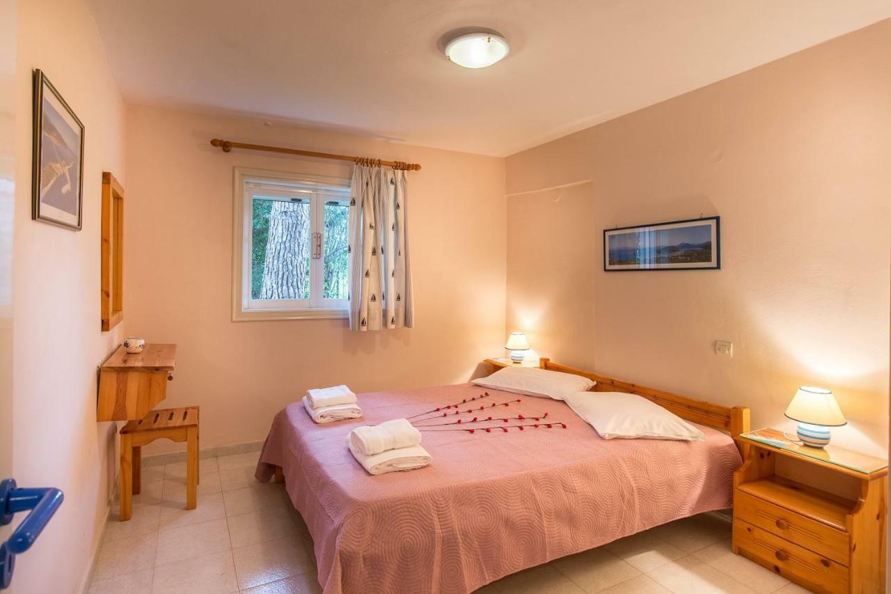 Ormos Drepanou Apartments Lygia  Bagian luar foto